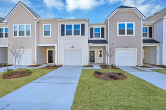 Building Photo - 8049 Reagan Way