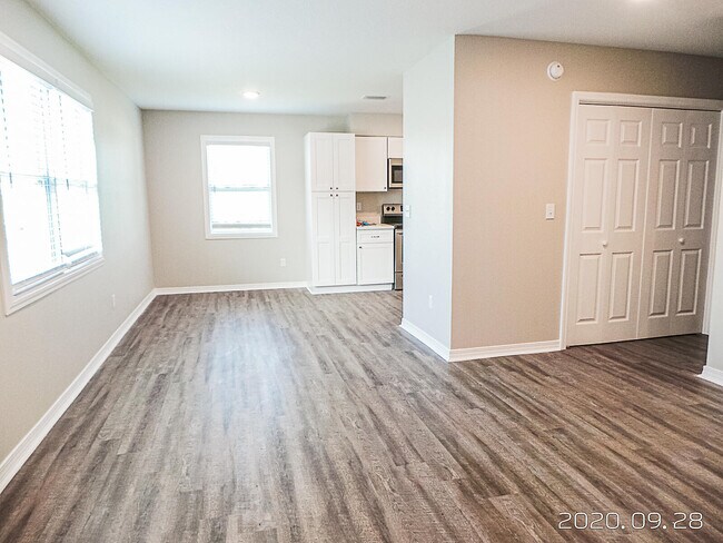 Foto del edificio - 723 S Berthe Ave