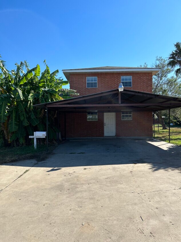 Primary Photo - 424 S Val Verde Rd