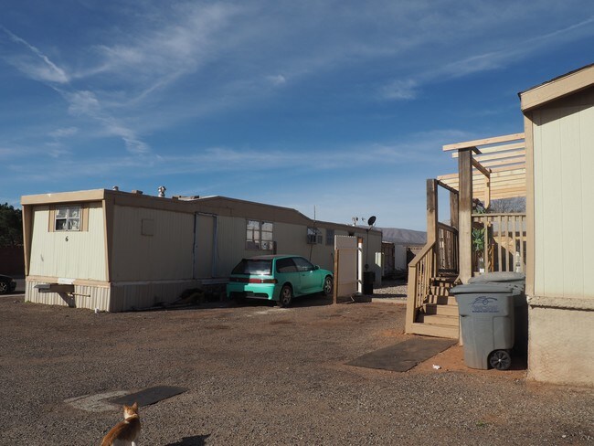 Building Photo - 102 E 600 S