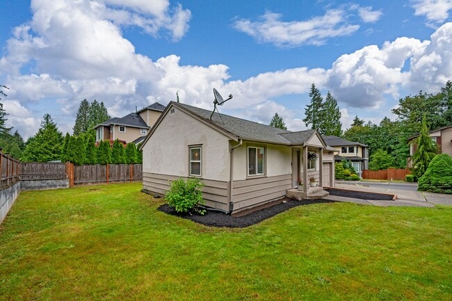 Building Photo - 13804 Redmond Wy
