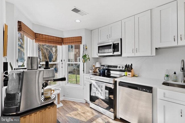 Building Photo - 2120 Whisperwood Glen Ln