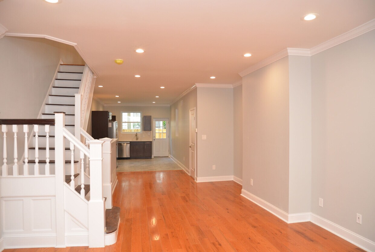 Foto principal - 6770 Musgrave St