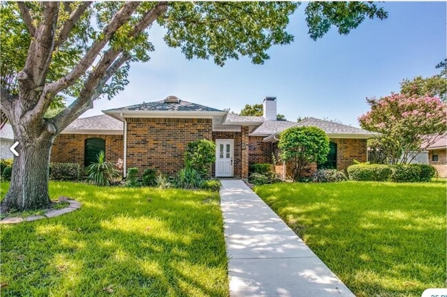 Building Photo - 224 Simmons Dr