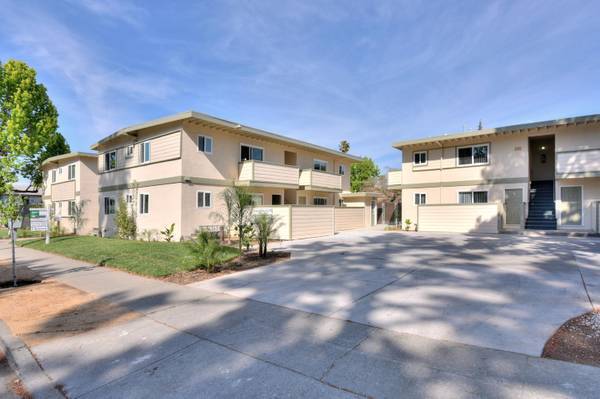 Building Photo - Ravenscourt Heights
