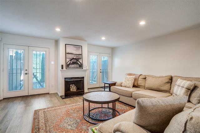 Foto del edificio - 4017 Buena Vista St