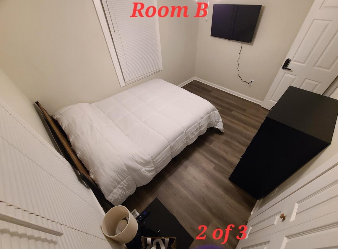 Foto principal - 1914 Dobbins Ave