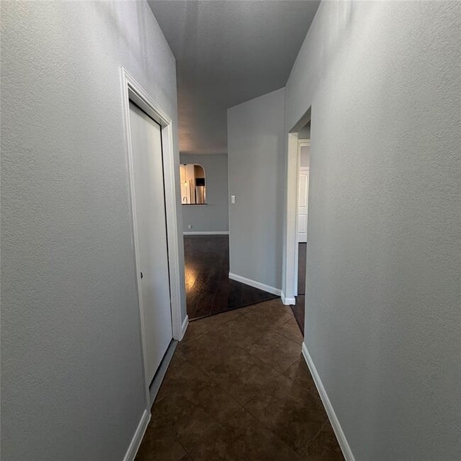 Foto del edificio - 1115 Sunny Meadows Loop