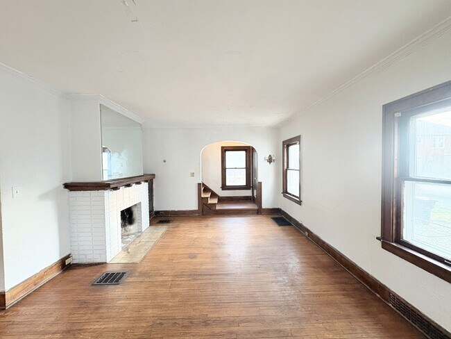 Foto del edificio - 1907 Oakwood Ave