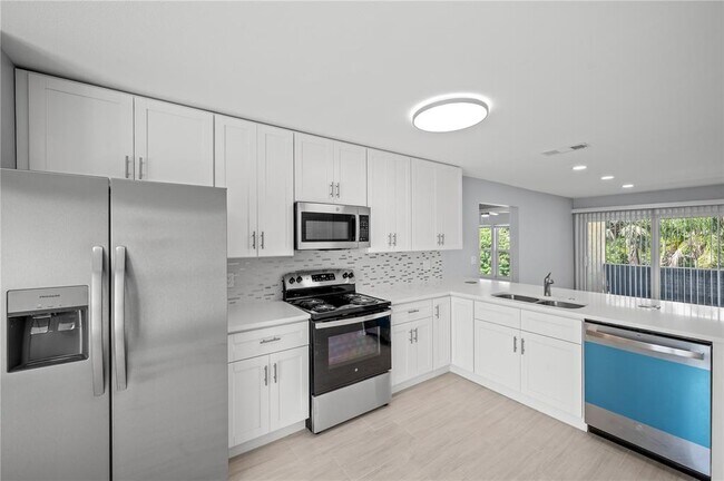 Foto del edificio - 3453 Clark Rd