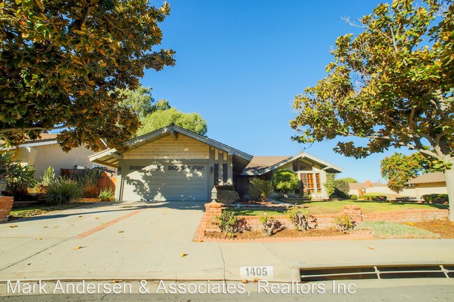 4 br, 2 bath House - 1405 Paseo Manzana photo'