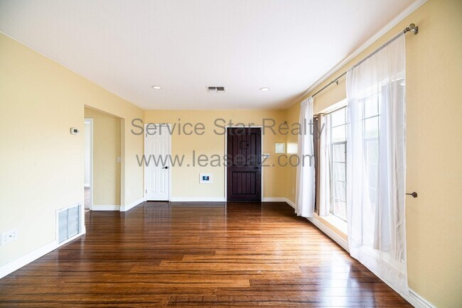 Building Photo - 1622 W Willetta St