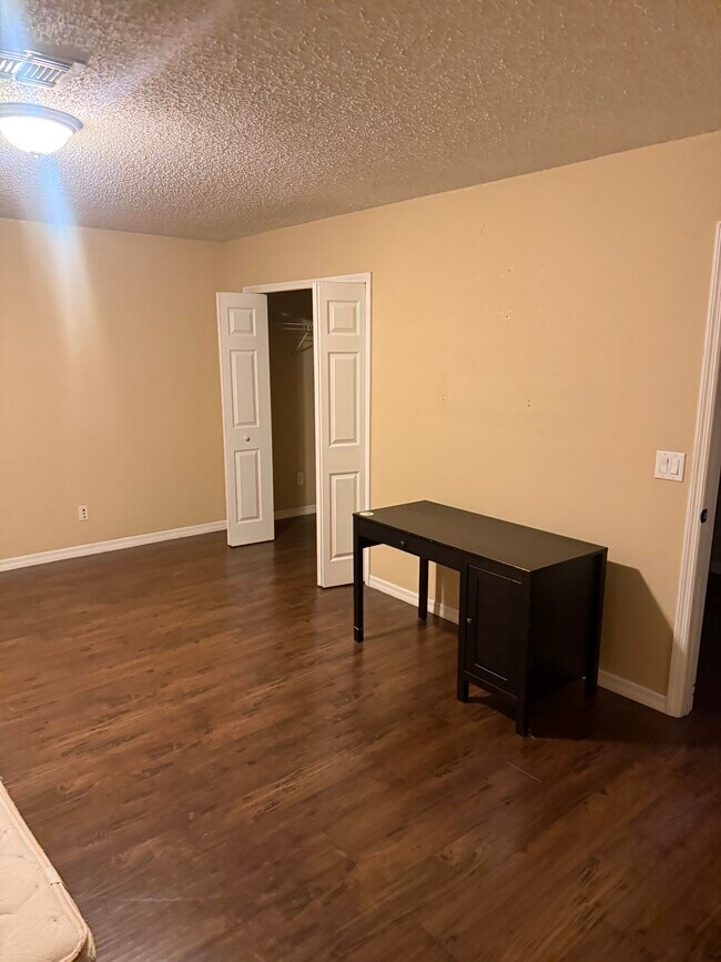 Foto del edificio - 3819 Pyrite Dr