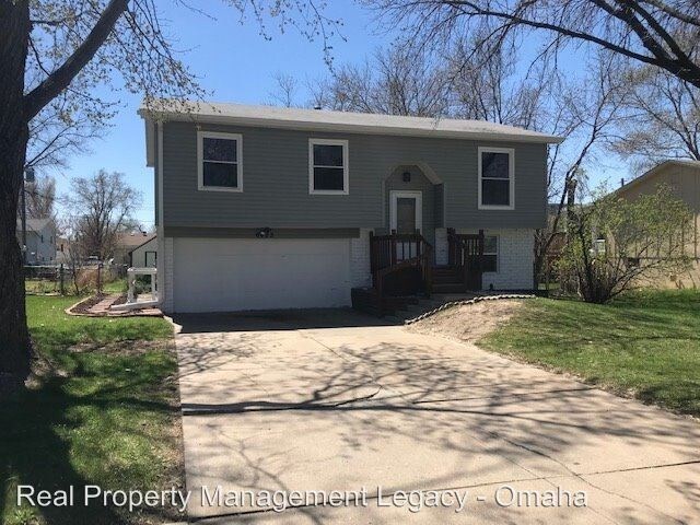 Foto principal - 3 br, 1 bath House - 6423 Vane Street