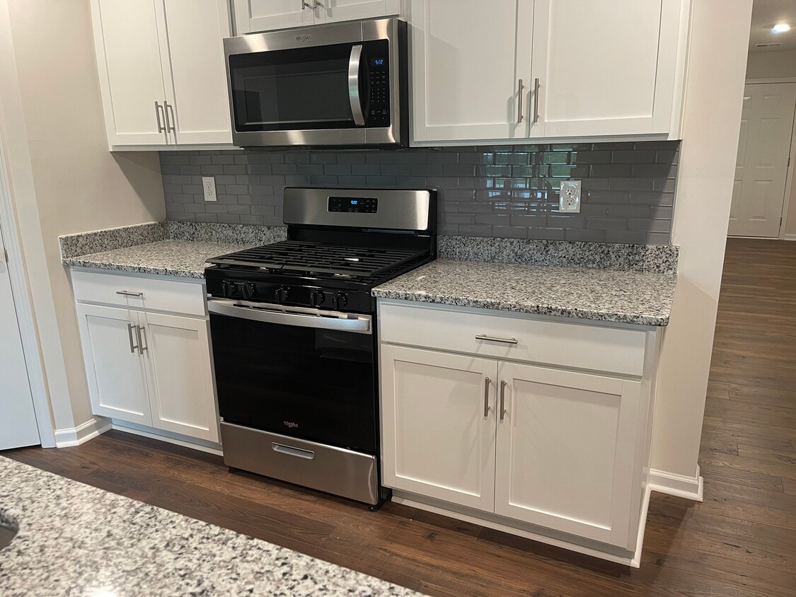 Building Photo - 3294 Cypress Hollow Dr