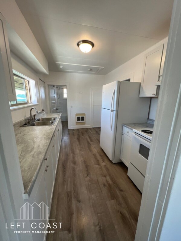 Foto principal - 443 Southwest 7th Street