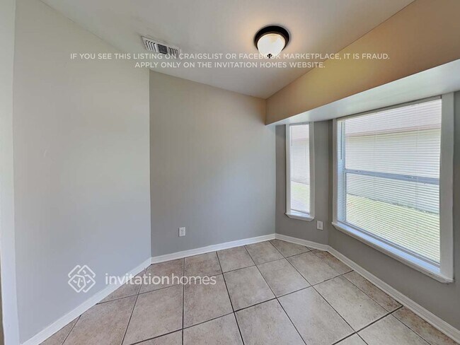 Foto del edificio - 2672 Whisper Lakes Club Cir
