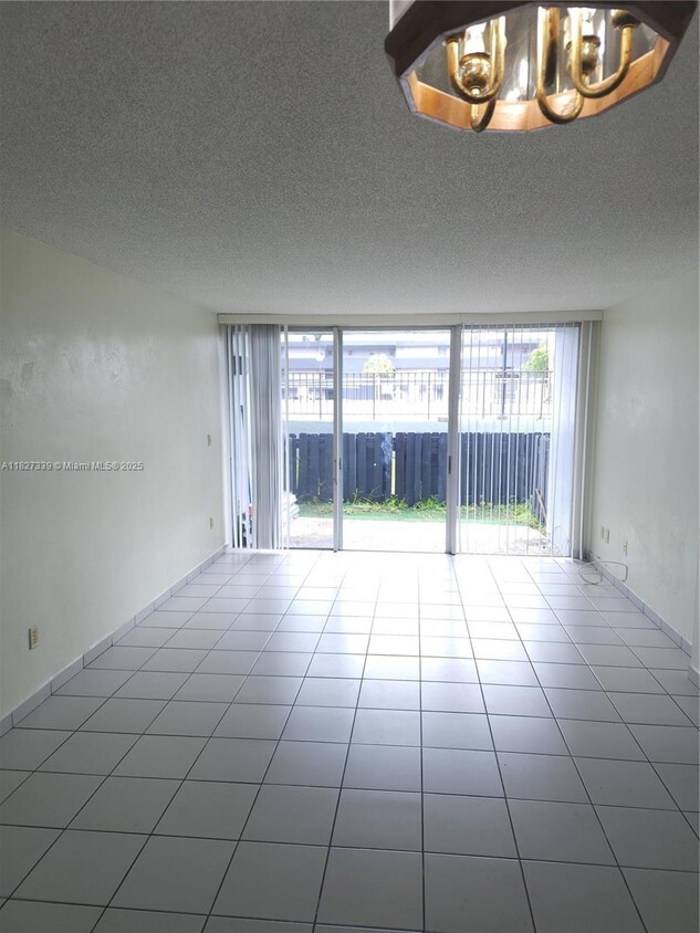 Primary Photo - 8821 W Flagler St