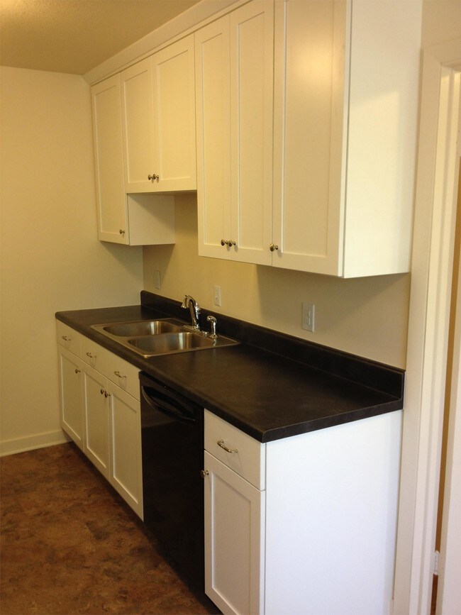 Foto del edificio - 733-721 Progress St NE
