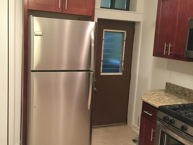 Foto del edificio - Newly Renovated Triplex East Passyunk