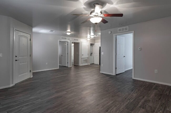 Interior Photo - La Estrella Vista