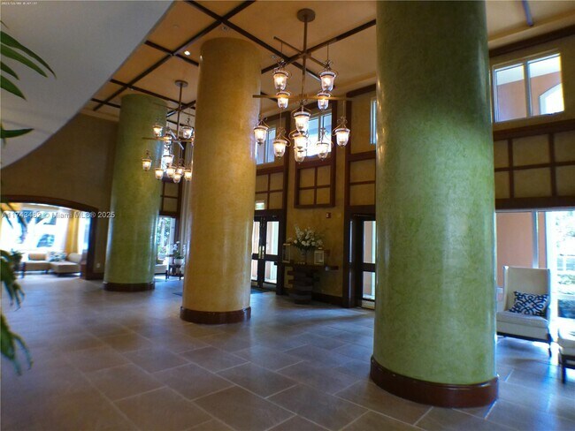 Foto del edificio - 2951 S Bayshore Dr