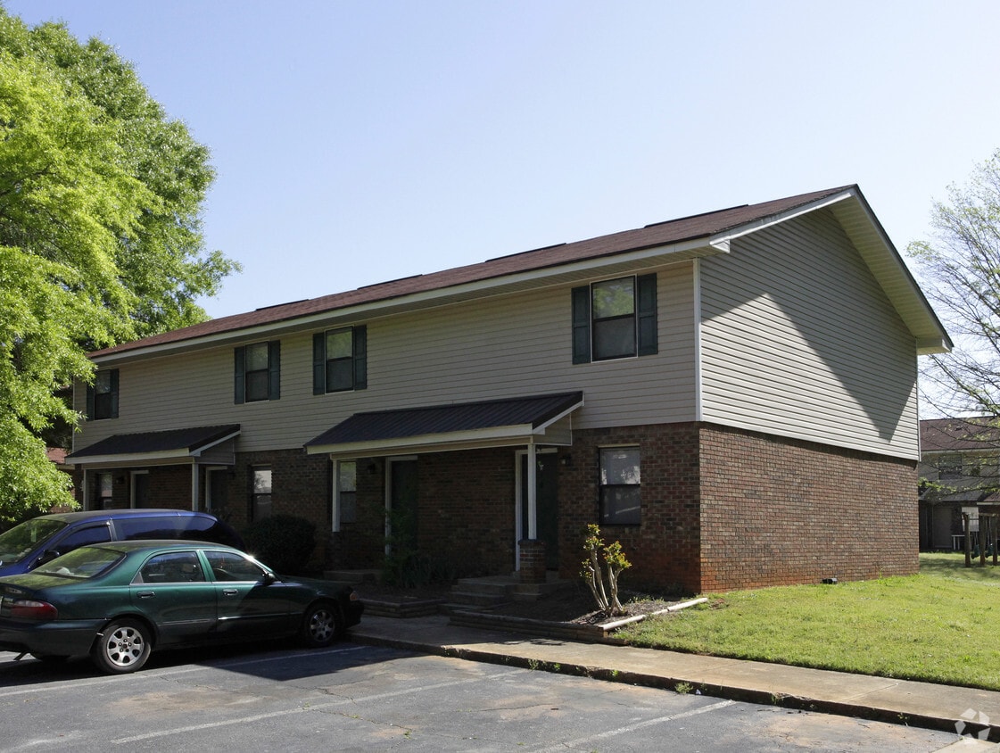 Pinewood Villas Apartments Newnan Ga Apartments Com Pinewood Villas Apartments Newnan Ga Apartments Com