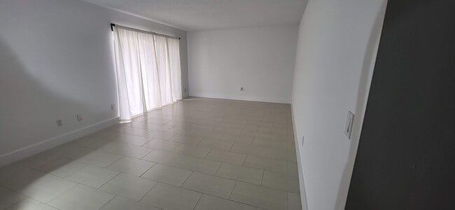 Photo - 7747 SW 86th St Apartment