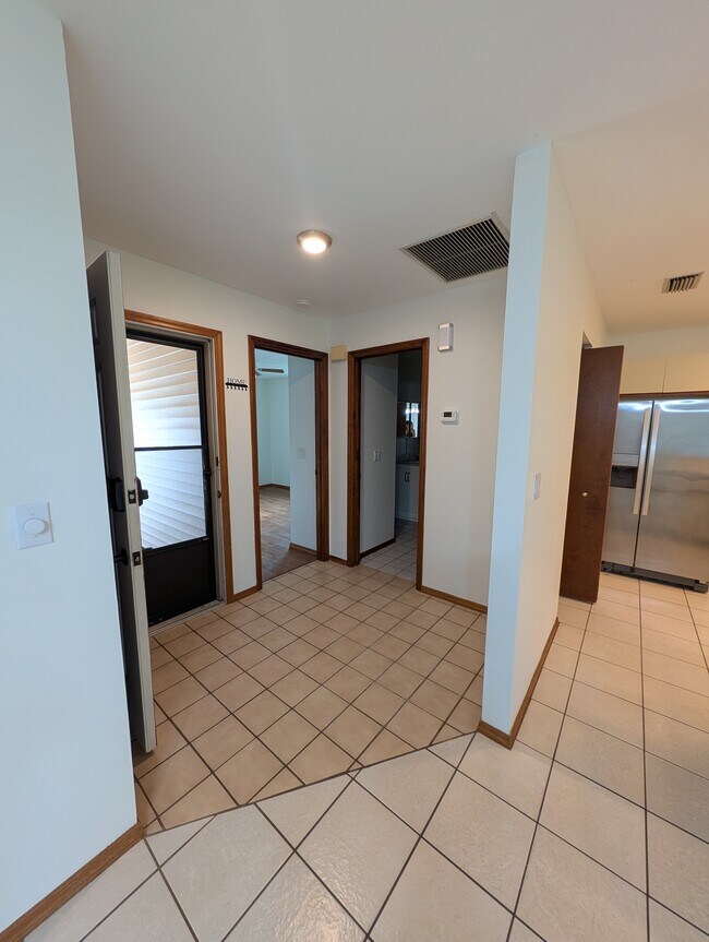 Foto del edificio - 517 Bearded Oaks Cir