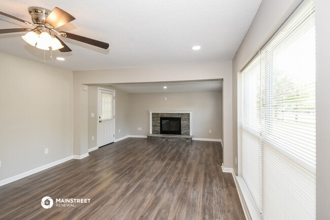 Foto del edificio - 8509 Addison Rd