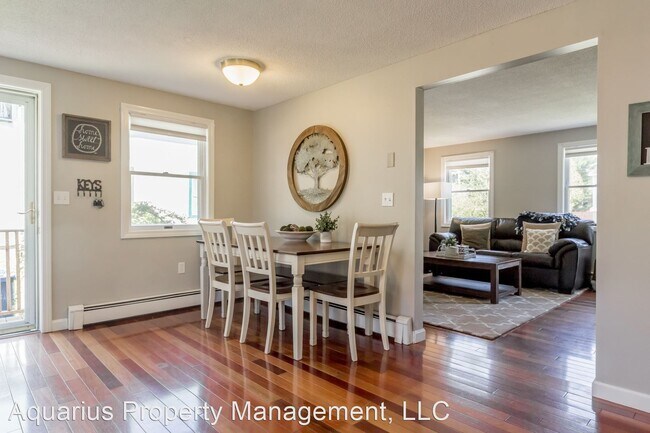 Foto del edificio - 2 br, 1 bath House - 21 Davis St