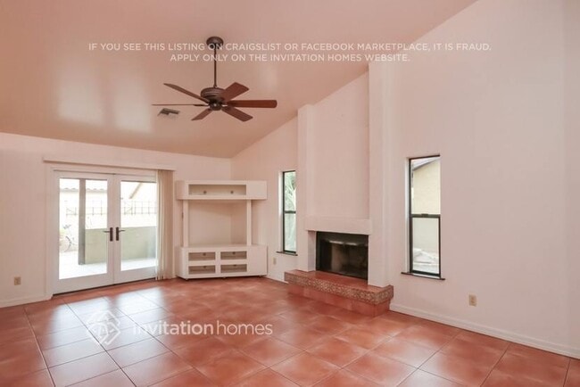 Foto del edificio - 2234 E Florian Ave