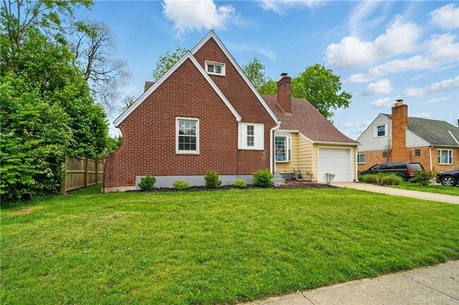 Building Photo - Beautiful 4-Bed Cape Cod Home for Rent!