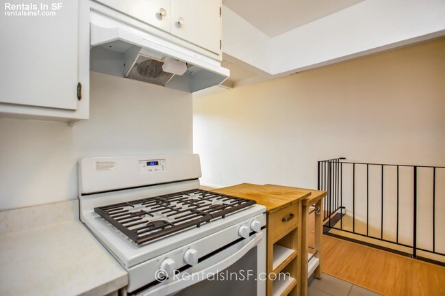 Foto del edificio - 1733 Sutter St