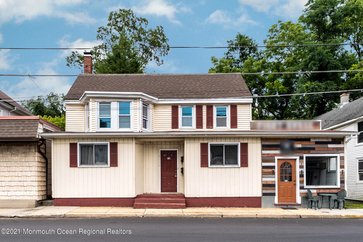Primary Photo - 7B Main St