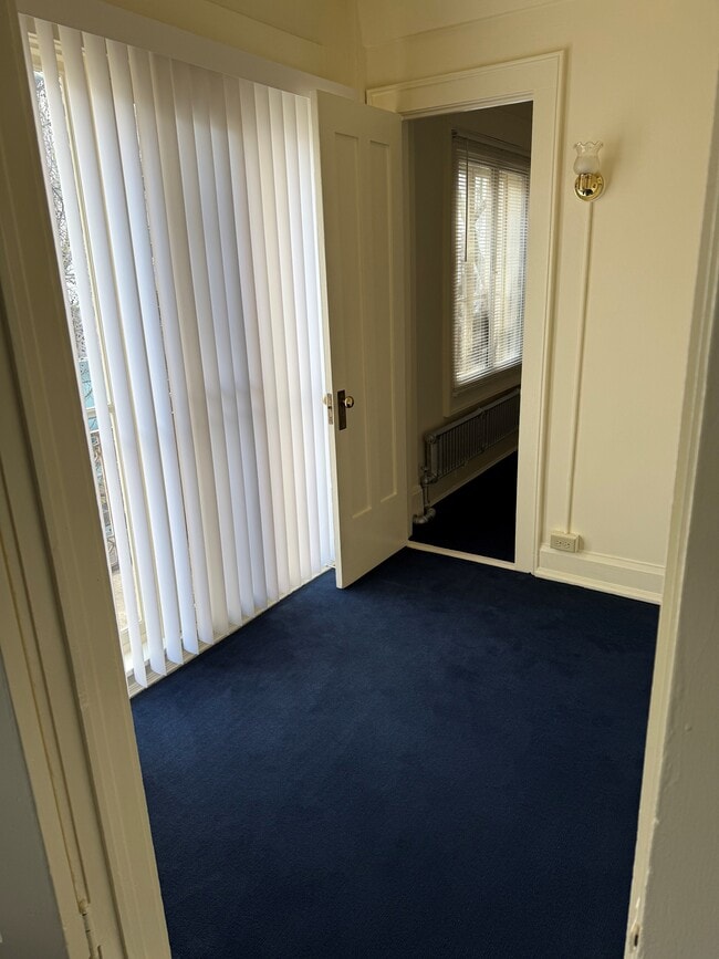 Building Photo - El Cortez Apartments