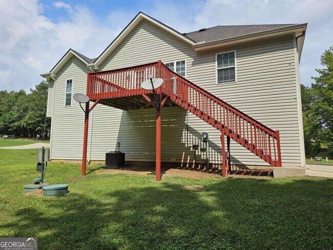 Building Photo - 197 Meadow Spring Ct