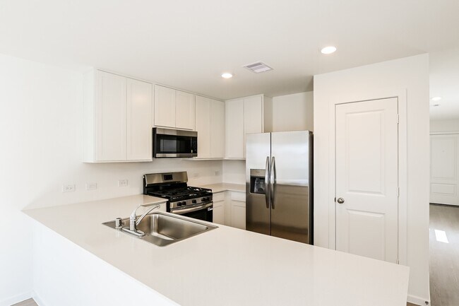 Building Photo - 10811 Bird Of Paradise Ln