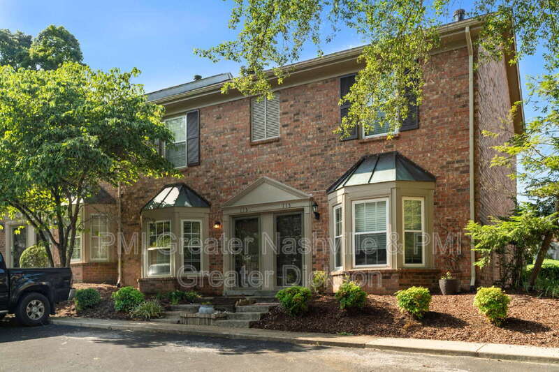Primary Photo - 113 Lakebrink Dr