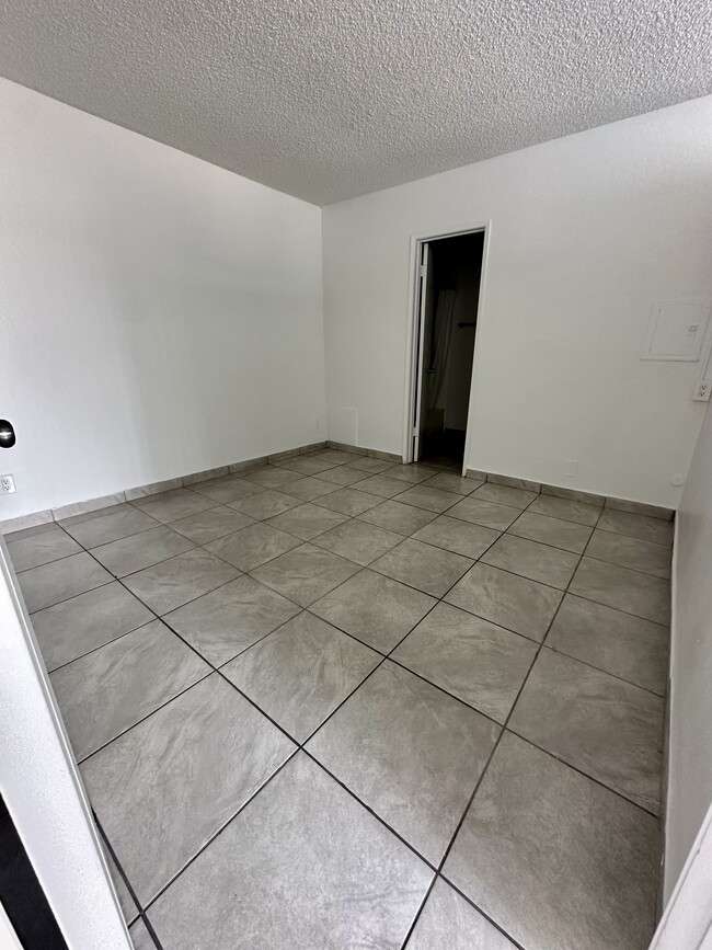 Foto del edificio - Studio Village Apartments