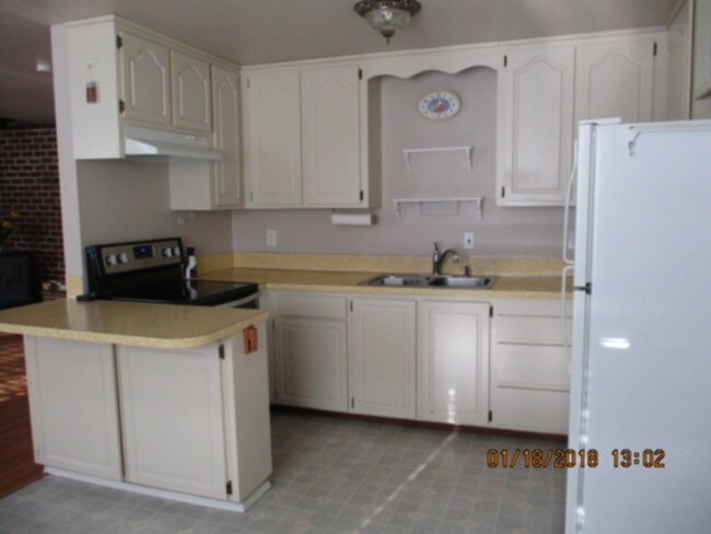 Foto del edificio - 830 E Blair Ave