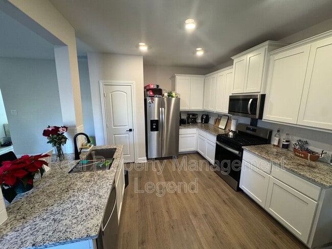 Foto del edificio - 1210 Bullock Dr