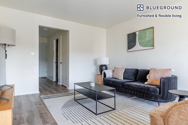 Foto del edificio - 2850 15th Ave W