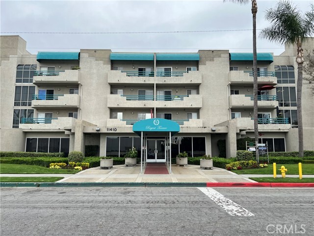 Primary Photo - 11410 Dolan Ave