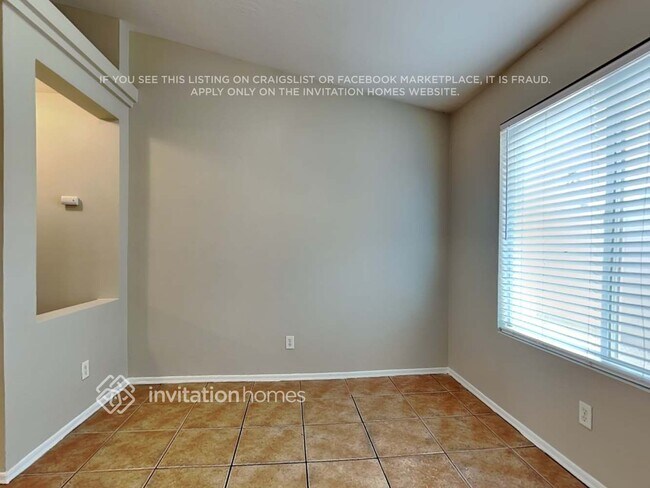 Building Photo - 8930 W Avalon Dr