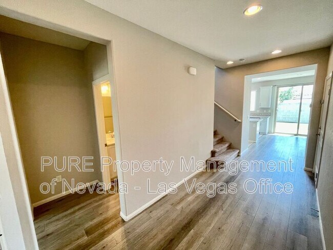 Foto del edificio - 1205 Alford Creek Ct