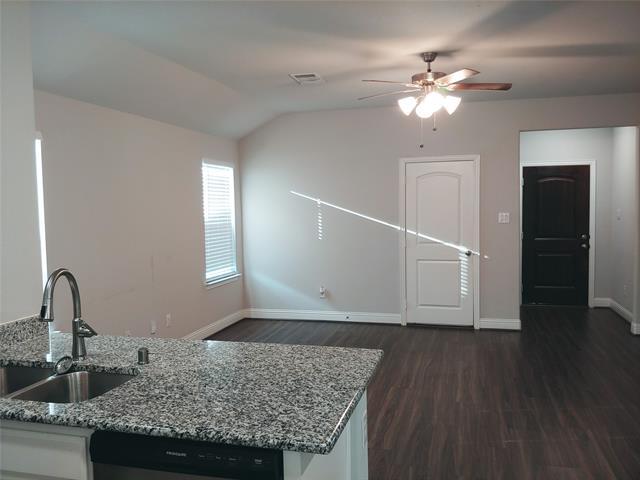 Foto del edificio - 1429 Warringwood Dr