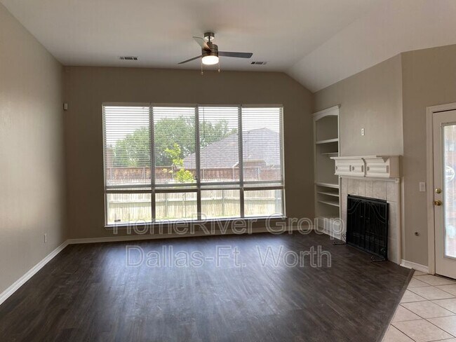 Building Photo - 2721 Vista Bluff Blvd