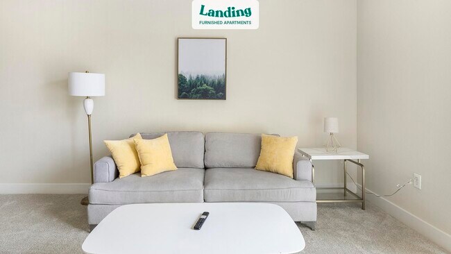 Building Photo - 7373 Valley View Ln