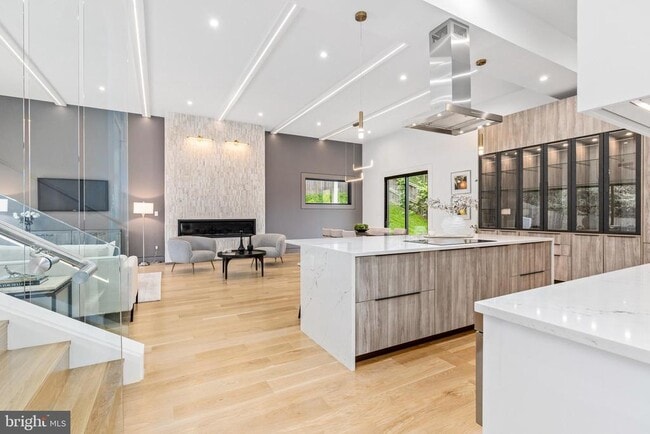 Foto del edificio - 3554 Military Rd